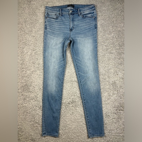 Abercrombie and Fitch Jeans Womens 6 Harper Super Skinny Light Wash Preppy Denim - Picture 1 of 4
